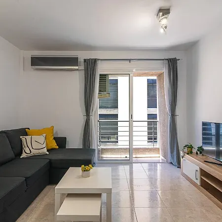 Centrico Apartamento Con Garaje En Apartment