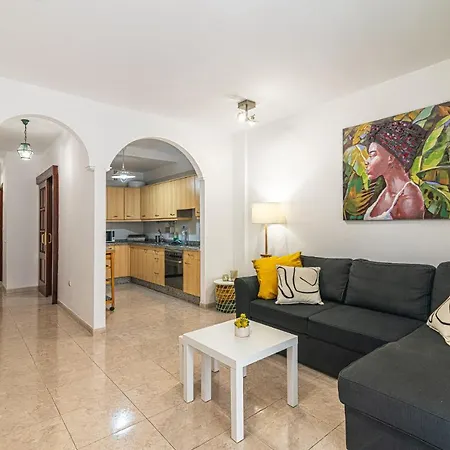 Centrico Apartamento Con Garaje En Apartment