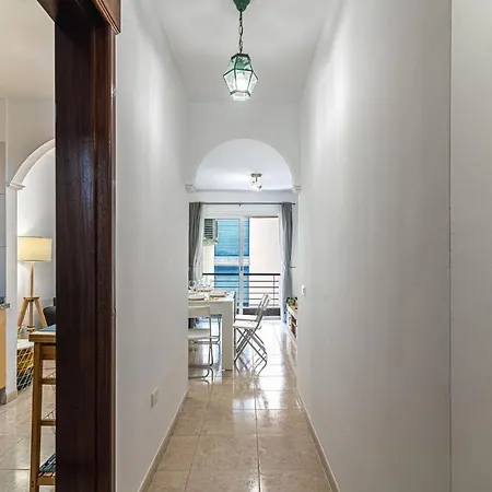 Centrico Apartamento Con Garaje En Appartement
